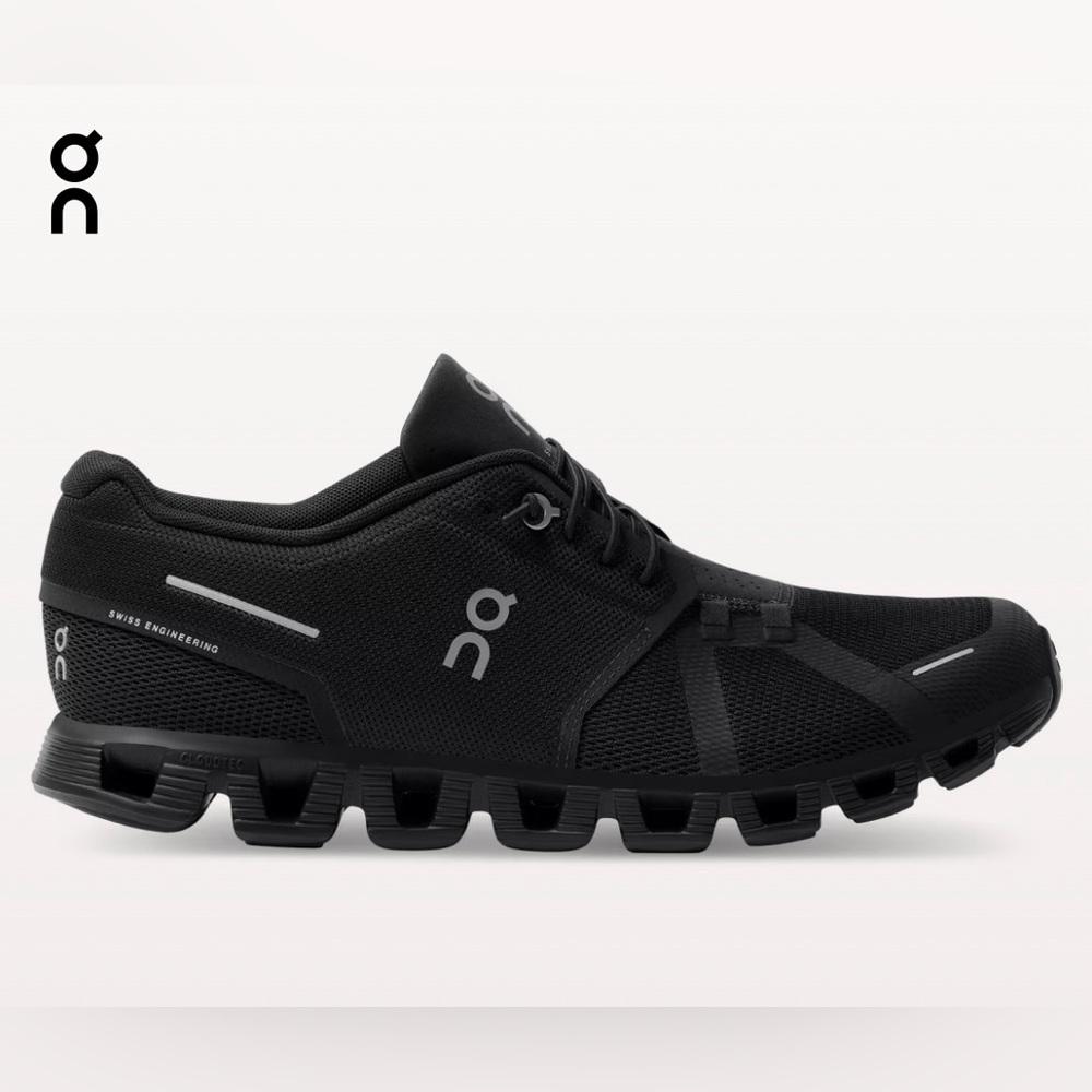 Cloud 5 never worn. Brand new without box